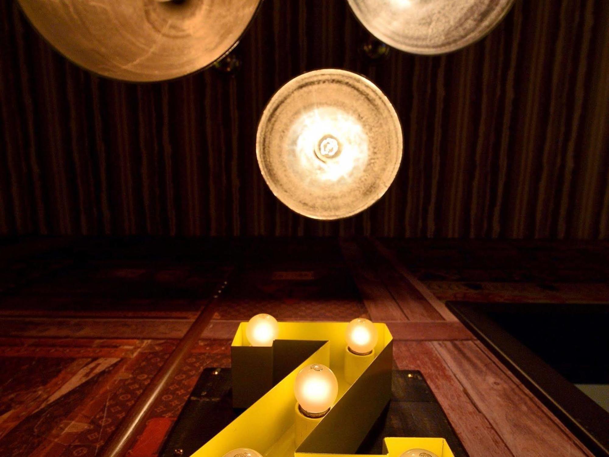 Smokey Joe'S Apartment Kaohsiung Exteriör bild
